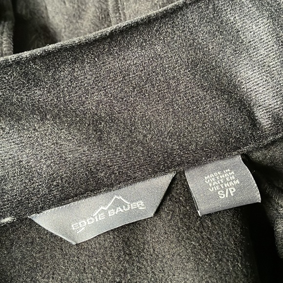 ⭐️NWT⭐️ | Black soft shell parka- Eddie Bauer - Picture 8 of 13